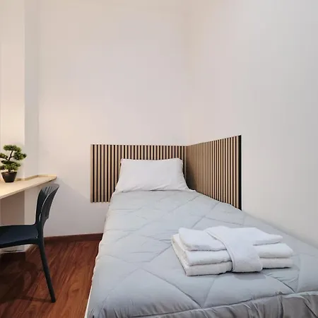 20 Min From The Center Modern With Wi-fi Netflix